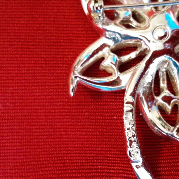 Sarah Coventry Vintage Rhinestone Brooch Pin - Picture 3 of 3